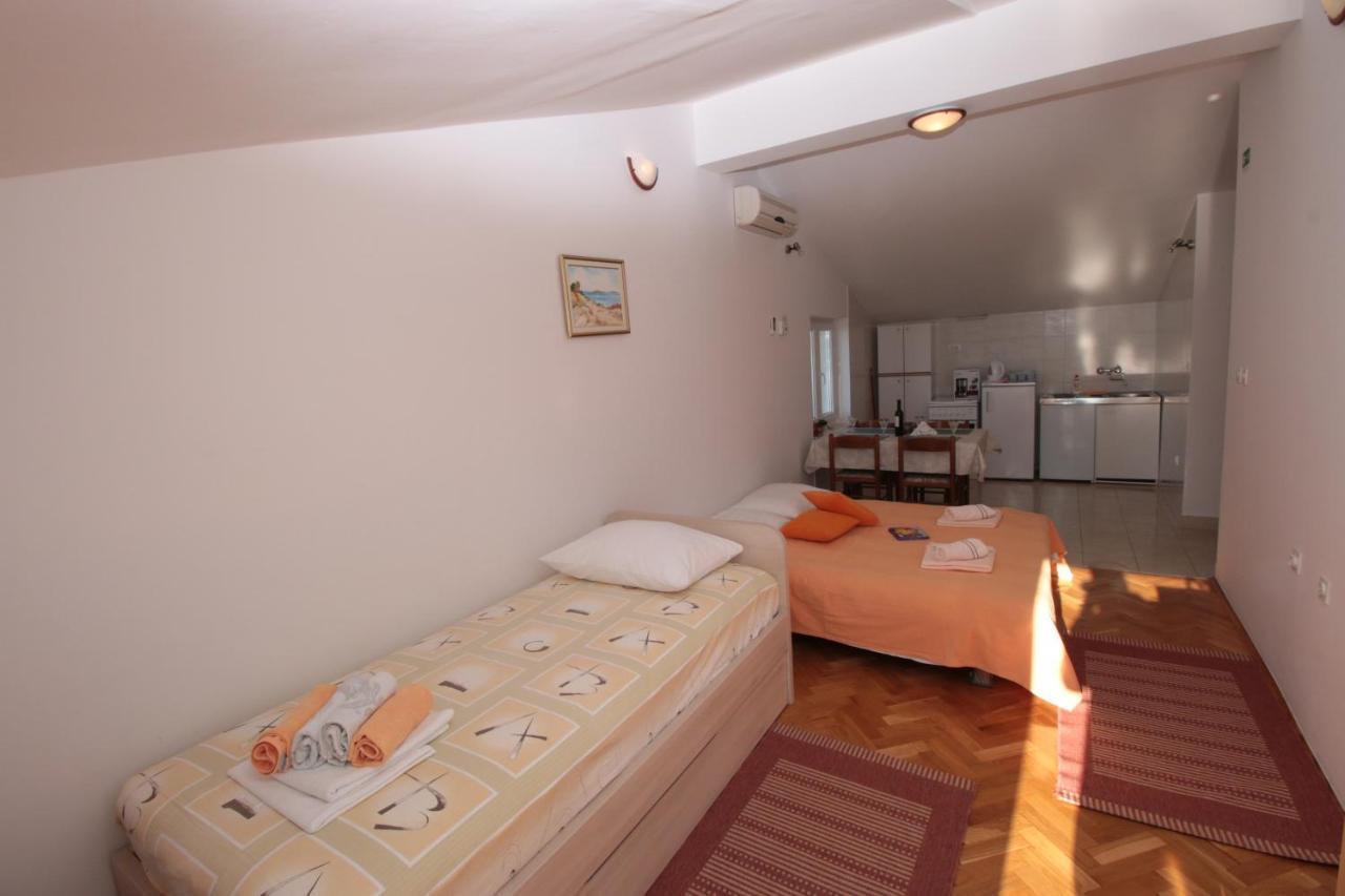 Apartmani Damir Livajic Omis Ngoại thất bức ảnh